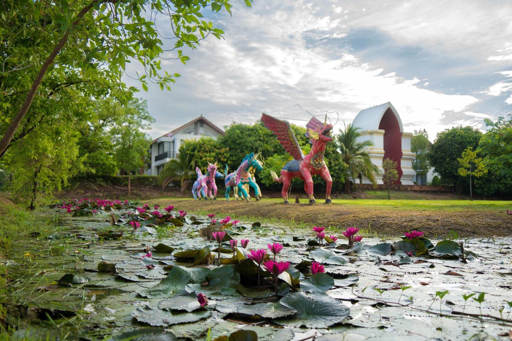 Sukhothai Treasure Resort & Spa Bagian luar foto